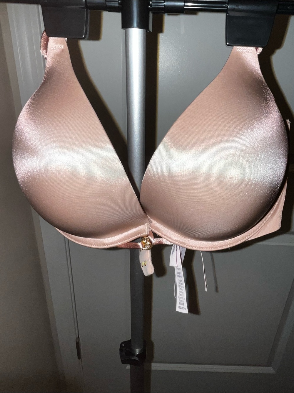 Victoria's Secret Satin Push-Up Bra - Nude Pink
